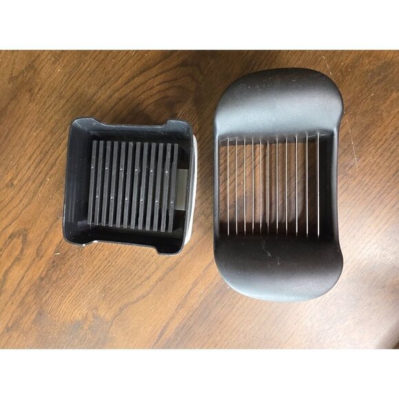 Pampered Chef Quick Slice #1181 Fruit Veggie Onion Egg Slicer Kitchen Tool Apple - Picture 5 of 12